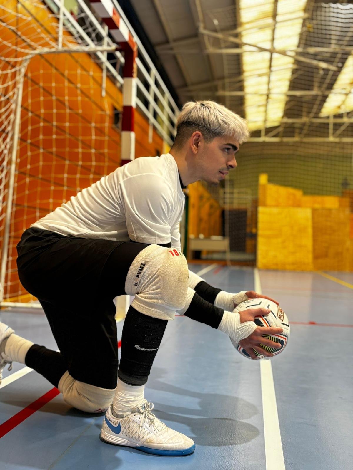 Entrenamiento de blocaje y salida en porteros de futsal